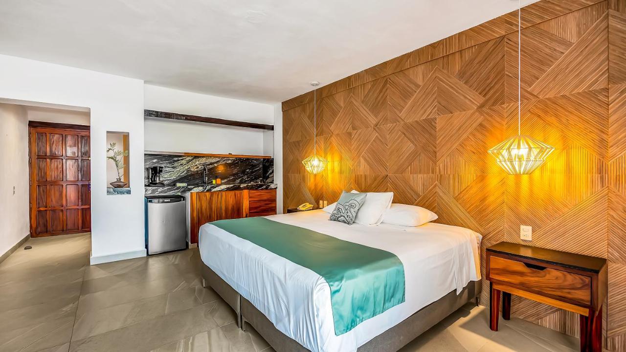 Marboka Hotel & Suites Пуерто Валярта Екстериор снимка